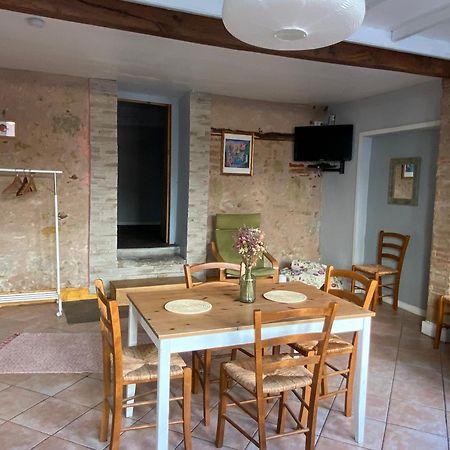 Appartement 3 Pieces Rdc Plein Centre Ville Marciac Extérieur photo